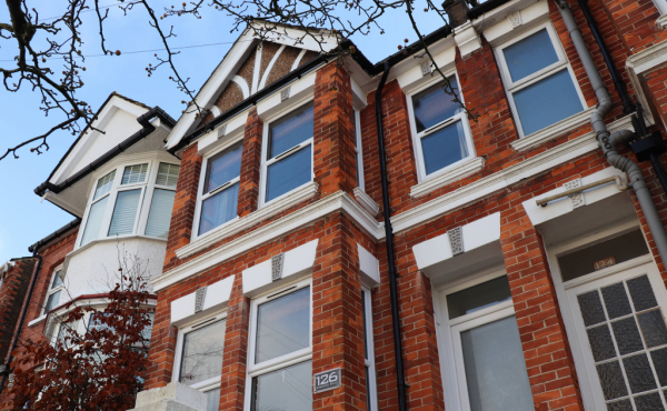 RESERVES. BILLS INCLUDED 126 Osborne Rd (Available from 3 Sept 25)